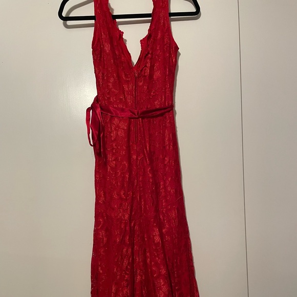 Floor length Red Lace Gown from Windsor - Picture 6 of 15